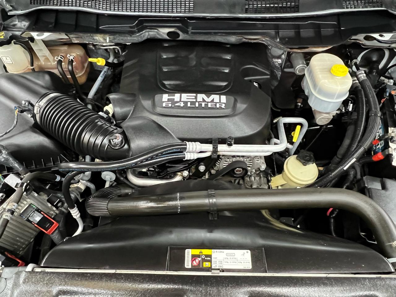 RAM 2500 Tradesman Crew Cab SWB 4WD 2015