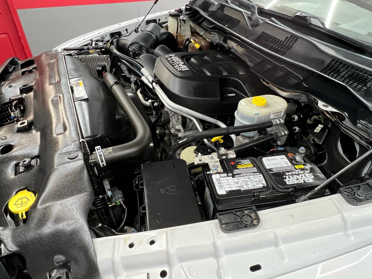 RAM 2500 Tradesman Crew Cab SWB 4WD 2015