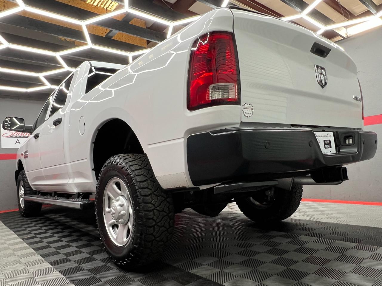 RAM 2500 Tradesman Crew Cab SWB 4WD 2015
