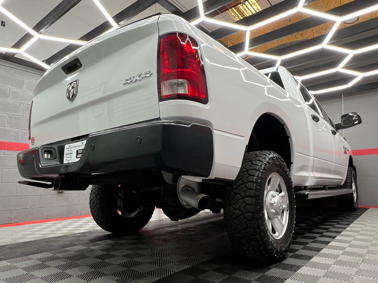 RAM 2500 Tradesman Crew Cab SWB 4WD 2015