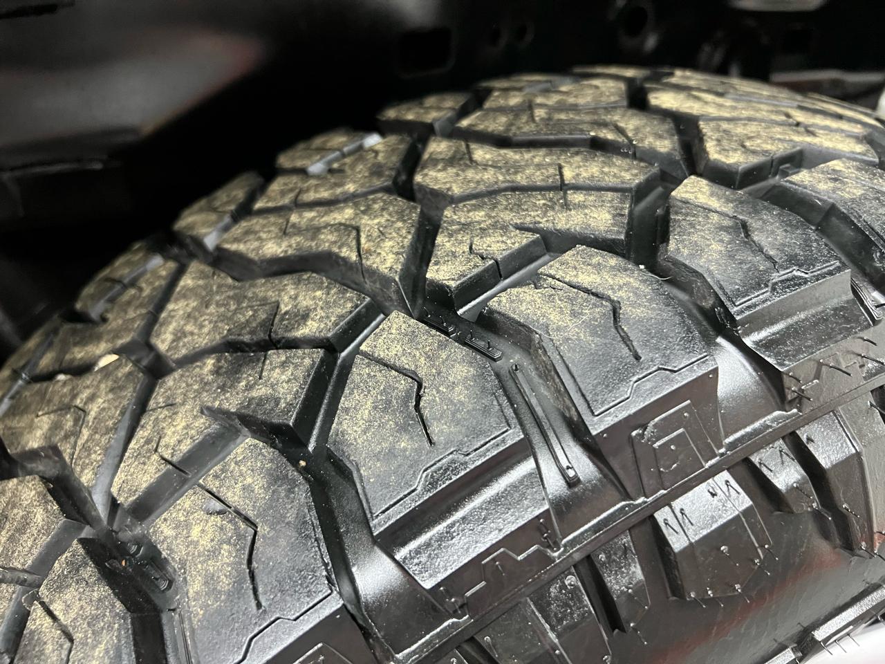 RAM 2500 Tradesman Crew Cab SWB 4WD 2015