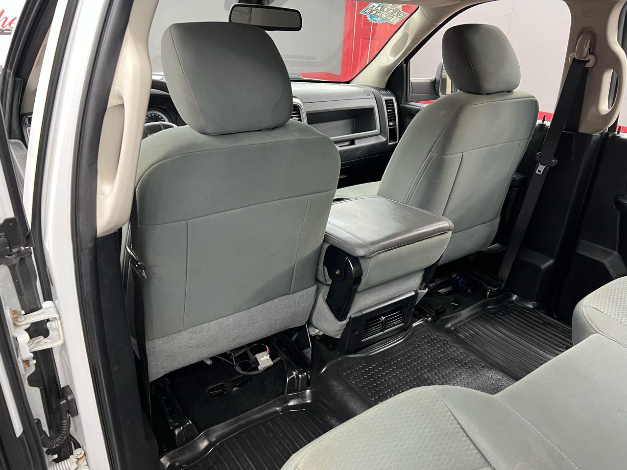 RAM 2500 Tradesman Crew Cab SWB 4WD 2015