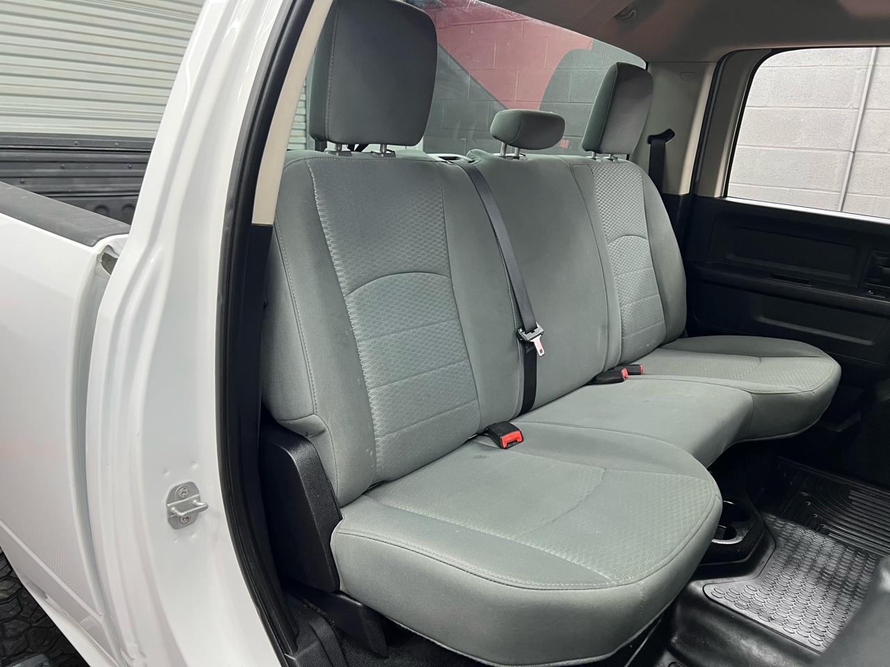 RAM 2500 Tradesman Crew Cab SWB 4WD 2015