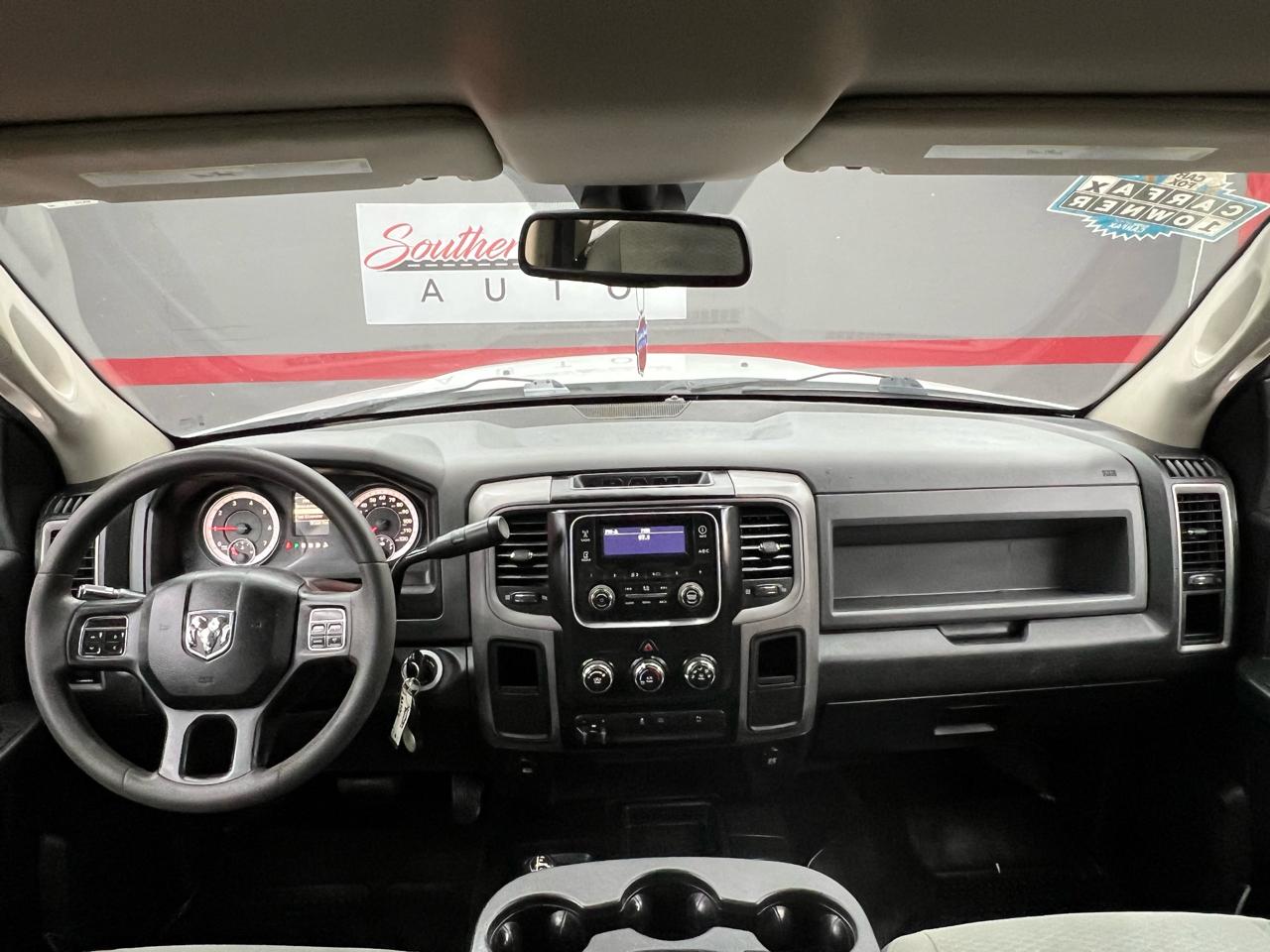 RAM 2500 Tradesman Crew Cab SWB 4WD 2015