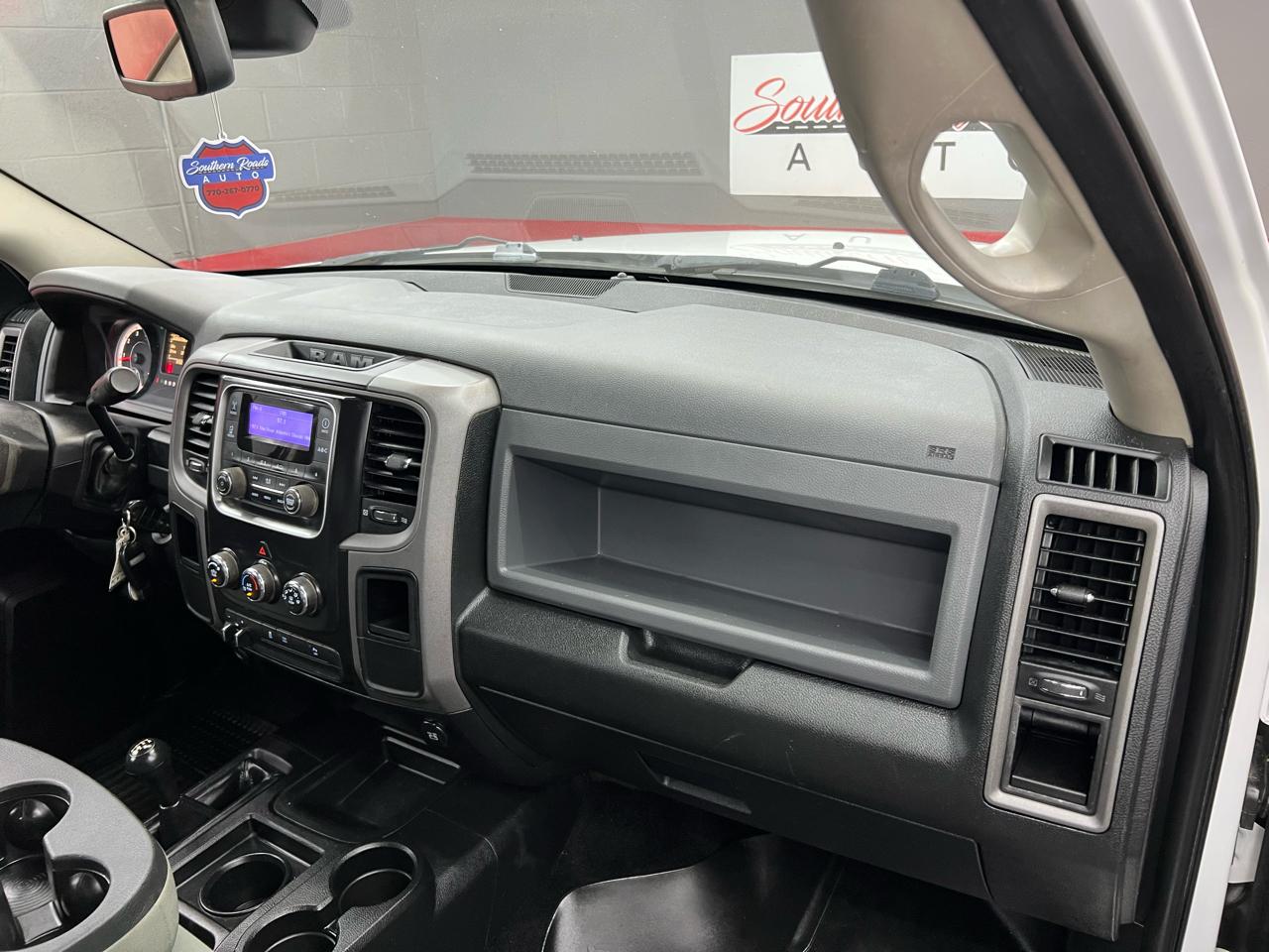 RAM 2500 Tradesman Crew Cab SWB 4WD 2015