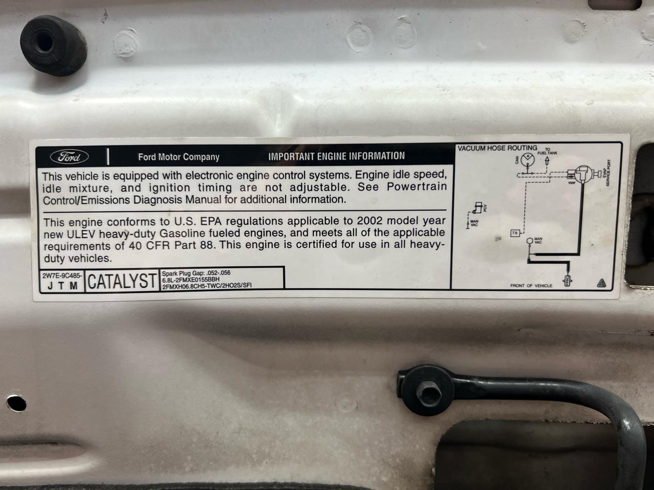 Ford Excursion XLT Premium 6.8L 2WD 2002