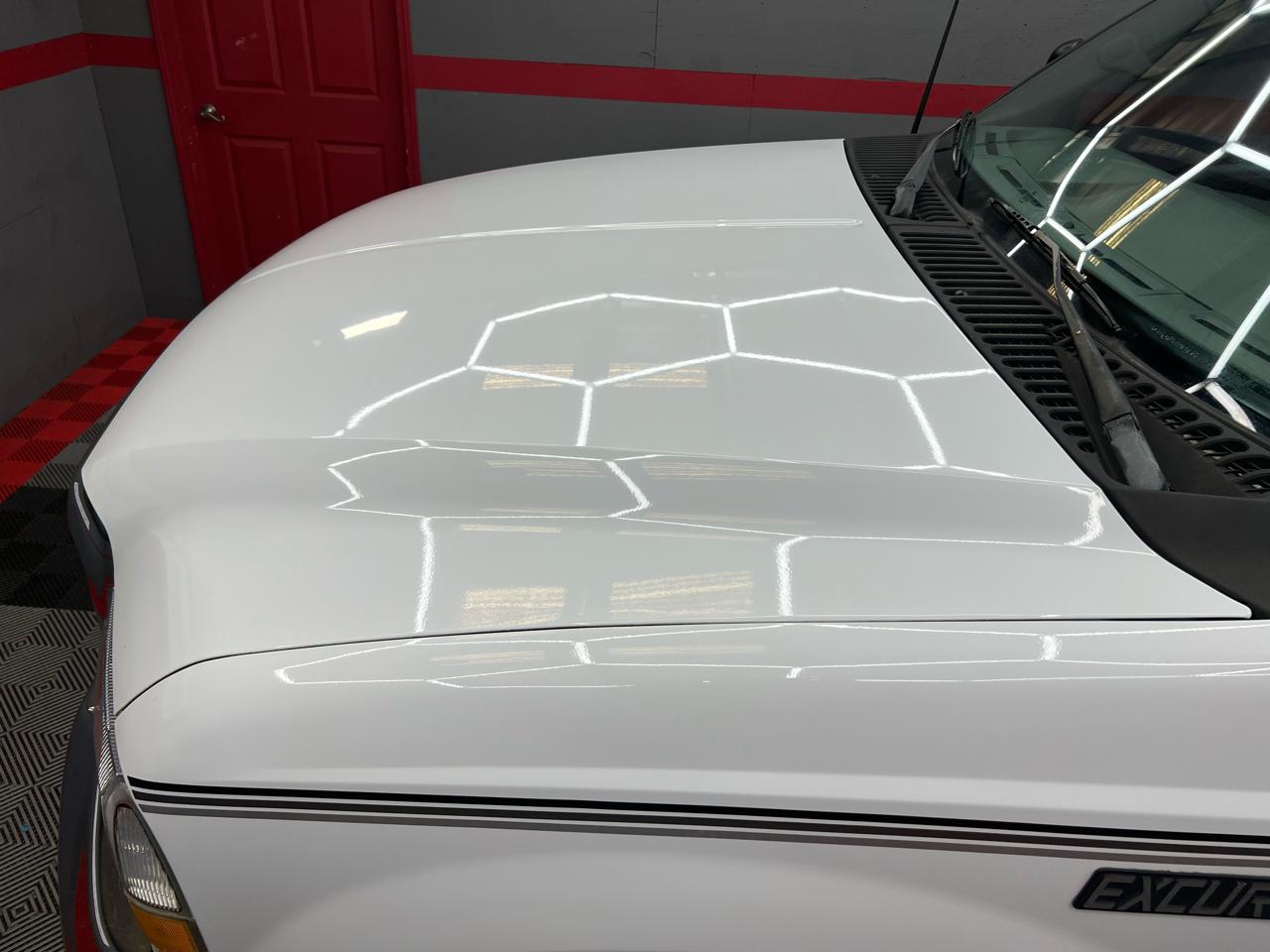 Ford Excursion XLT Premium 6.8L 2WD 2002