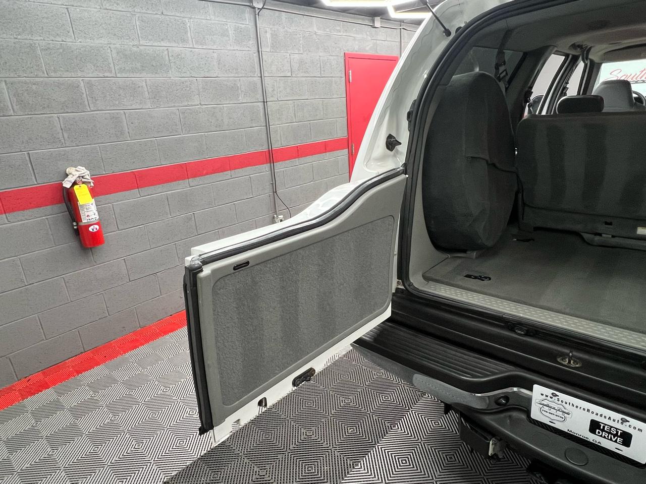 Ford Excursion XLT Premium 6.8L 2WD 2002