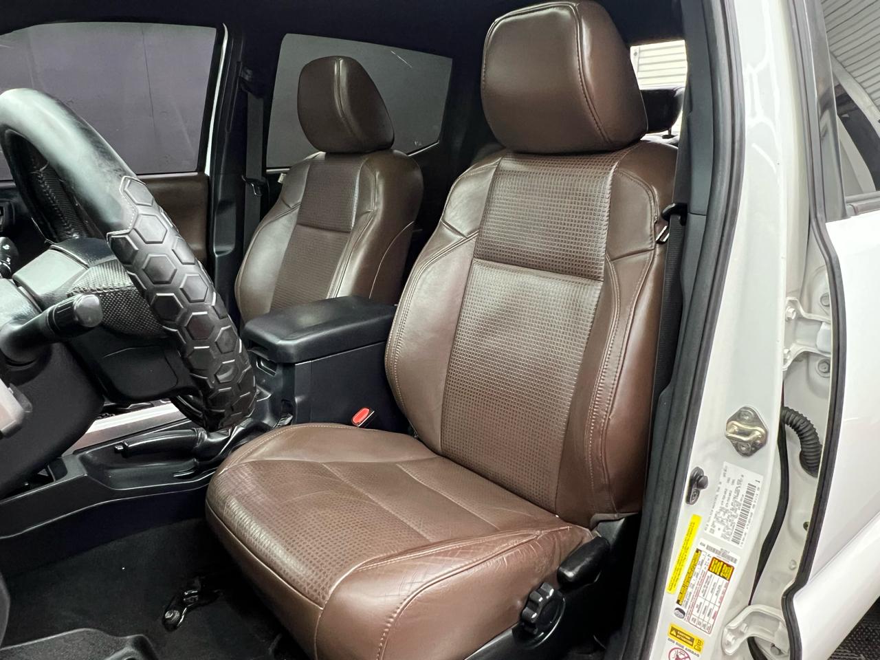 Toyota Tacoma Limited Double Cab V6 6AT 4WD 2017