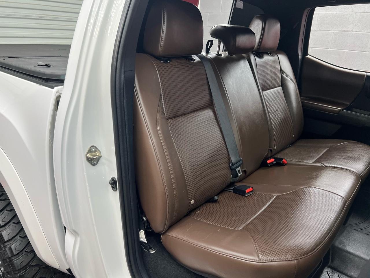 Toyota Tacoma Limited Double Cab V6 6AT 4WD 2017