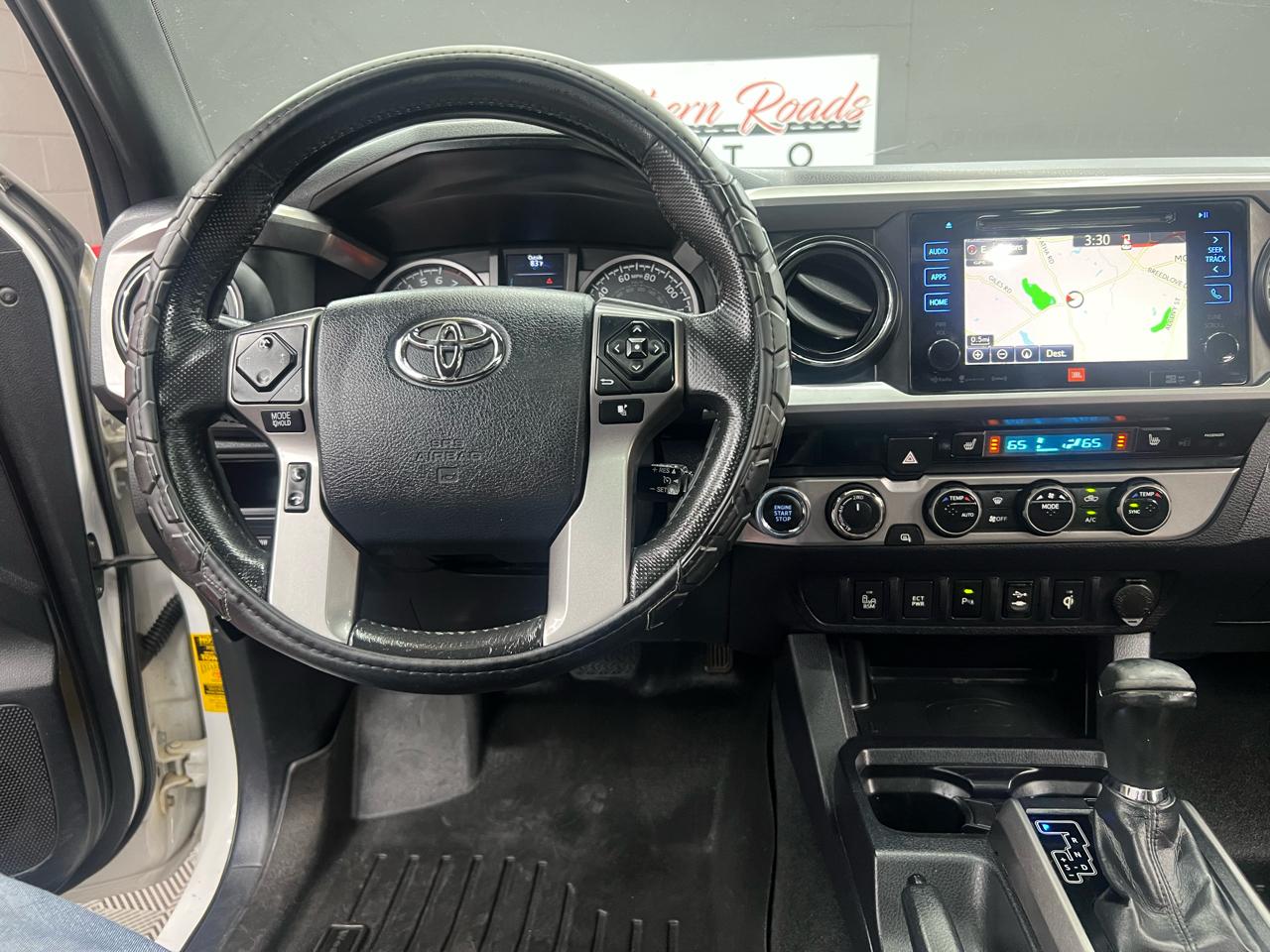 Toyota Tacoma Limited Double Cab V6 6AT 4WD 2017