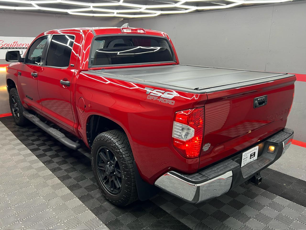 Toyota Tundra  2020