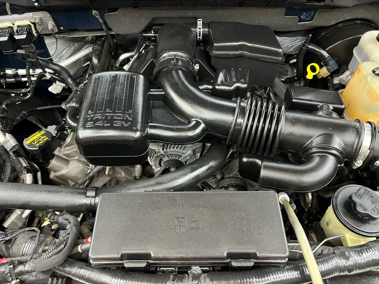 Ford F-150 Lariat SuperCrew 5.5-ft. Bed 2WD 2010