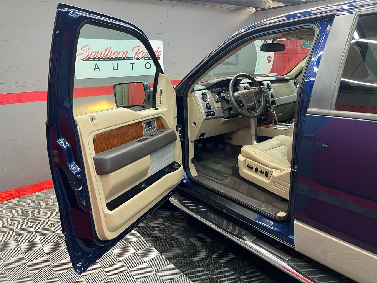 Ford F-150 Lariat SuperCrew 5.5-ft. Bed 2WD 2010