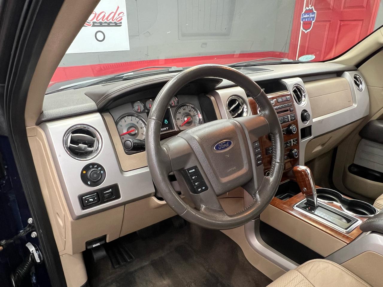 Ford F-150 Lariat SuperCrew 5.5-ft. Bed 2WD 2010