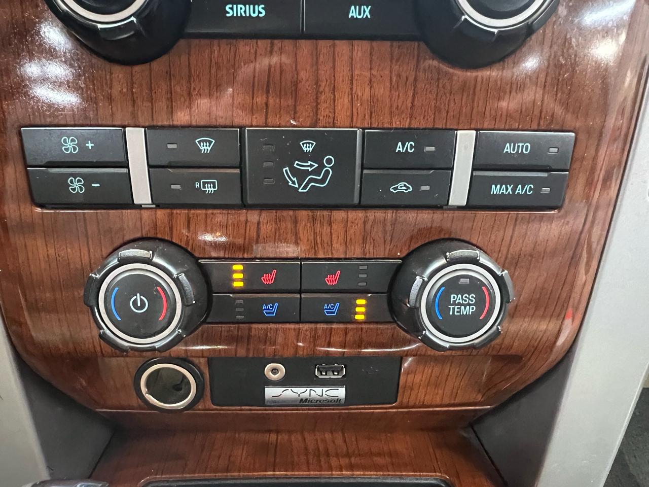 Ford F-150 Lariat SuperCrew 5.5-ft. Bed 2WD 2010