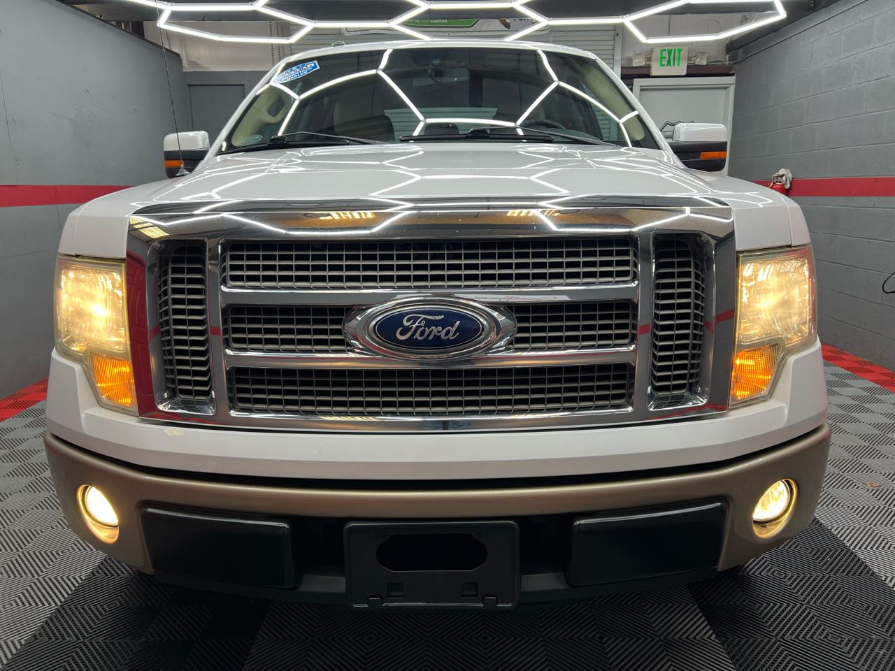 Ford F-150 Lariat SuperCrew 5.5-ft. Bed 2WD 2011