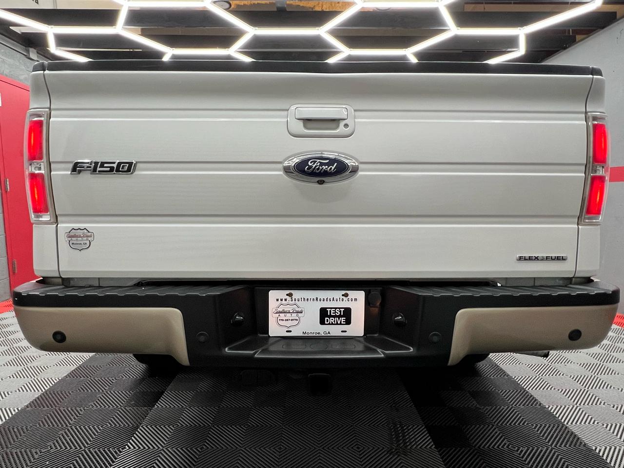 Ford F-150 Lariat SuperCrew 5.5-ft. Bed 2WD 2011