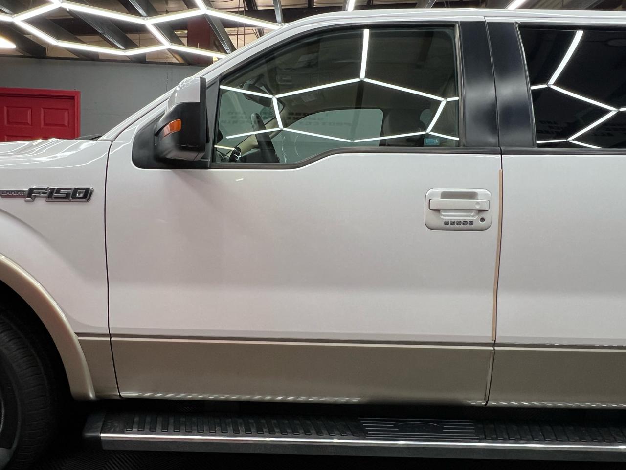 Ford F-150 Lariat SuperCrew 5.5-ft. Bed 2WD 2011