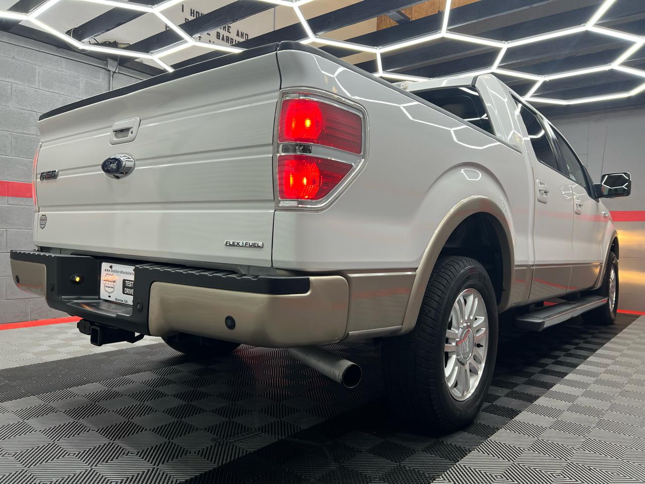 Ford F-150 Lariat SuperCrew 5.5-ft. Bed 2WD 2011