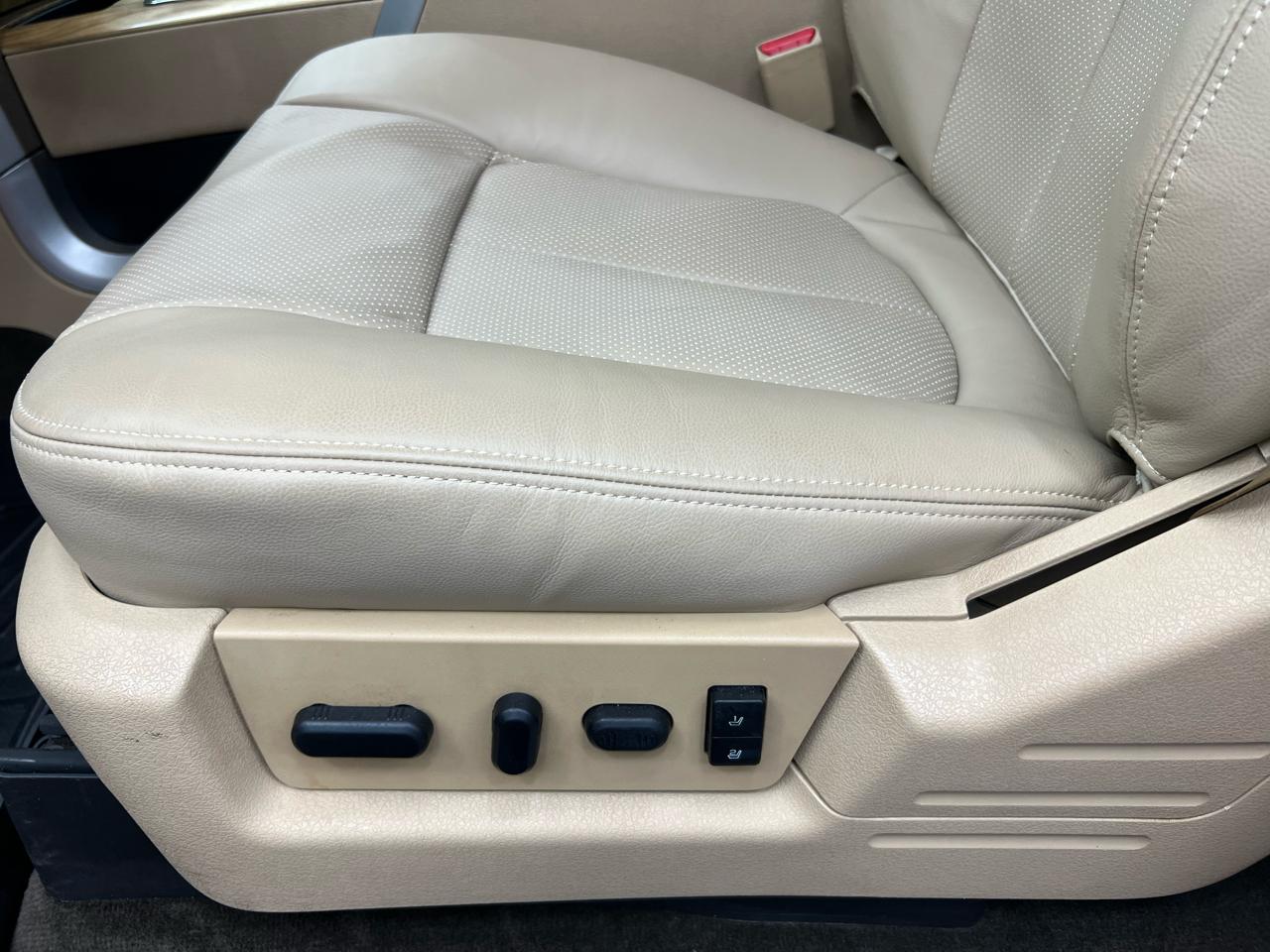 Ford F-150 Lariat SuperCrew 5.5-ft. Bed 2WD 2011