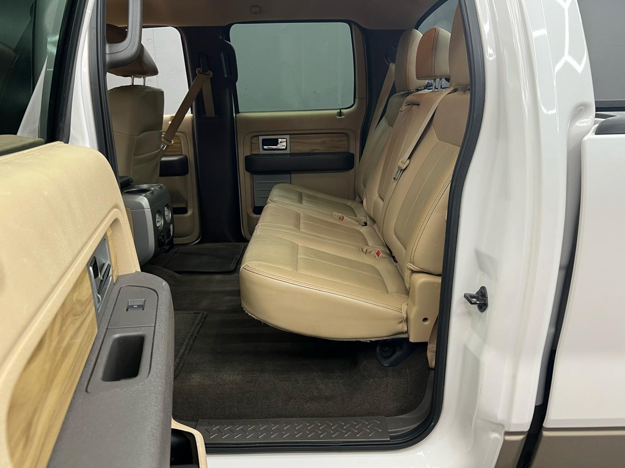 Ford F-150 Lariat SuperCrew 5.5-ft. Bed 2WD 2011