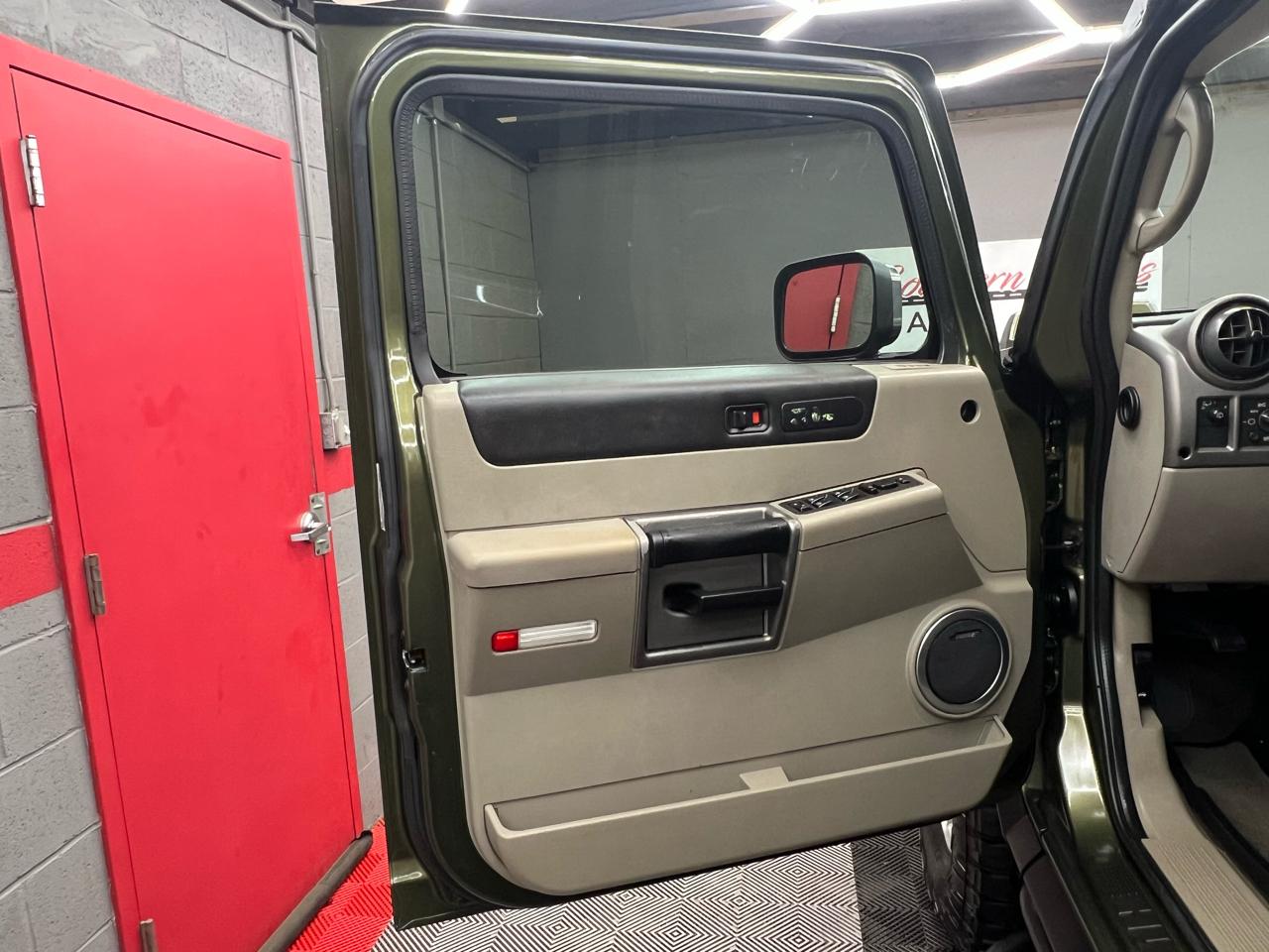 HUMMER H2 Sport Utility 2003