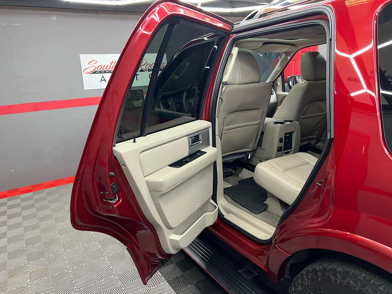 Ford Expedition Limited 2WD 2014