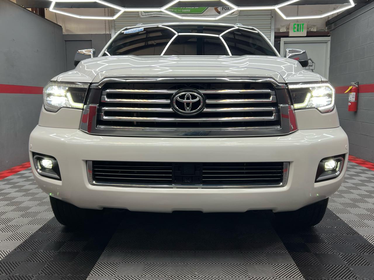 Toyota Sequoia Plantium 2WD 2020