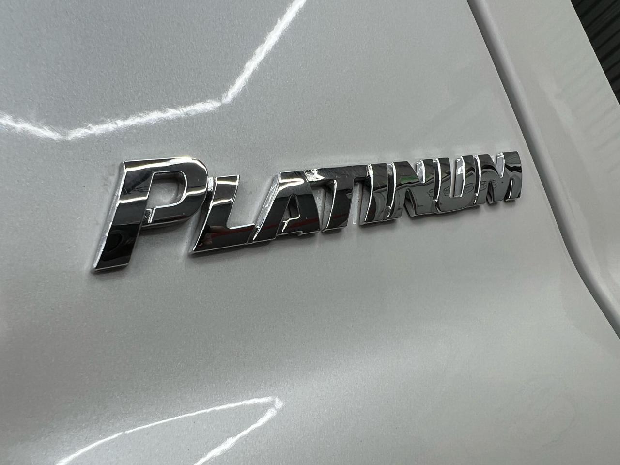 Toyota Sequoia Plantium 2WD 2020