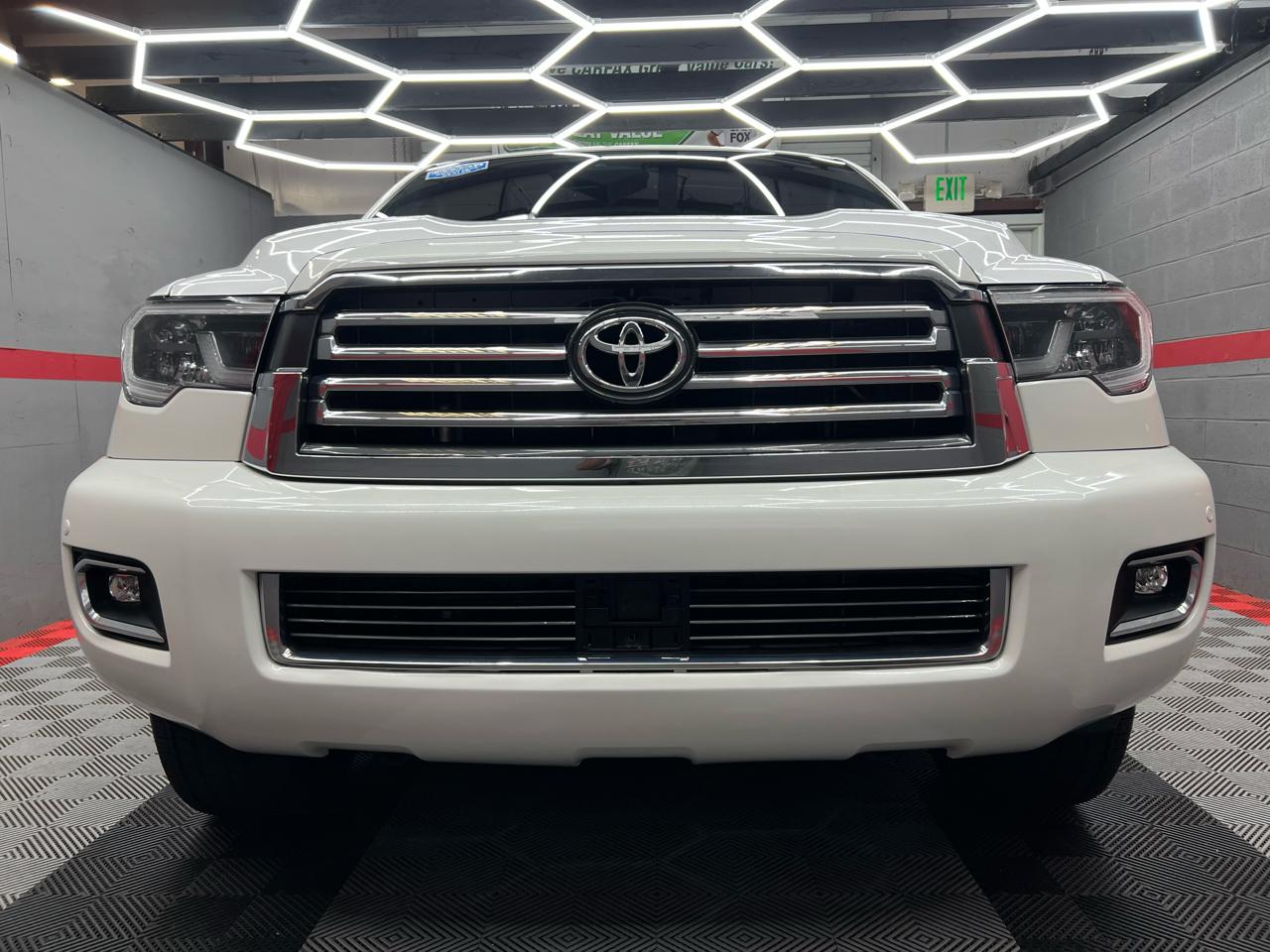 Toyota Sequoia Plantium 2WD 2020