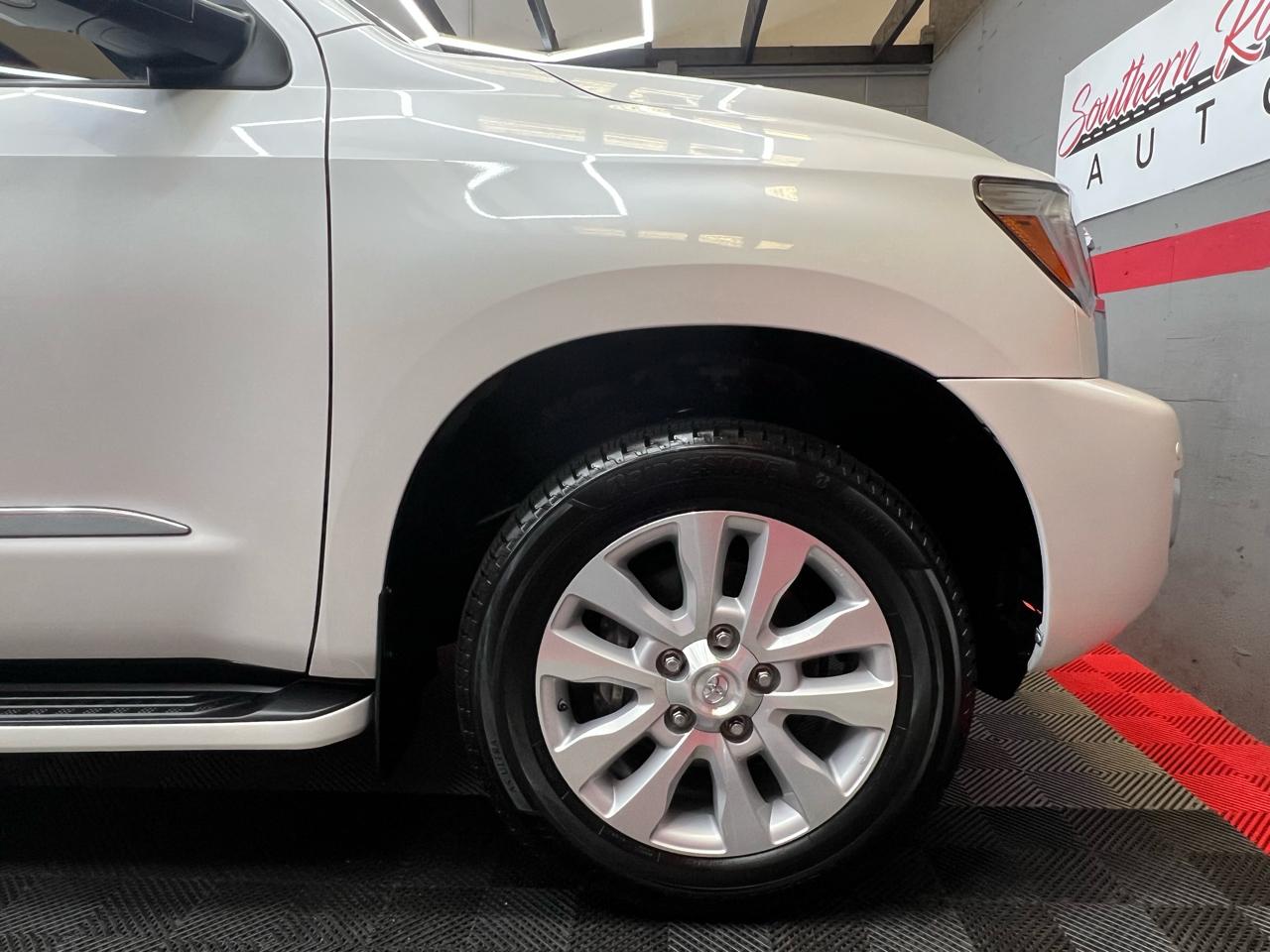Toyota Sequoia Plantium 2WD 2020