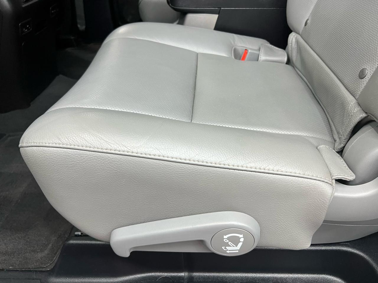 Toyota Sequoia Plantium 2WD 2020