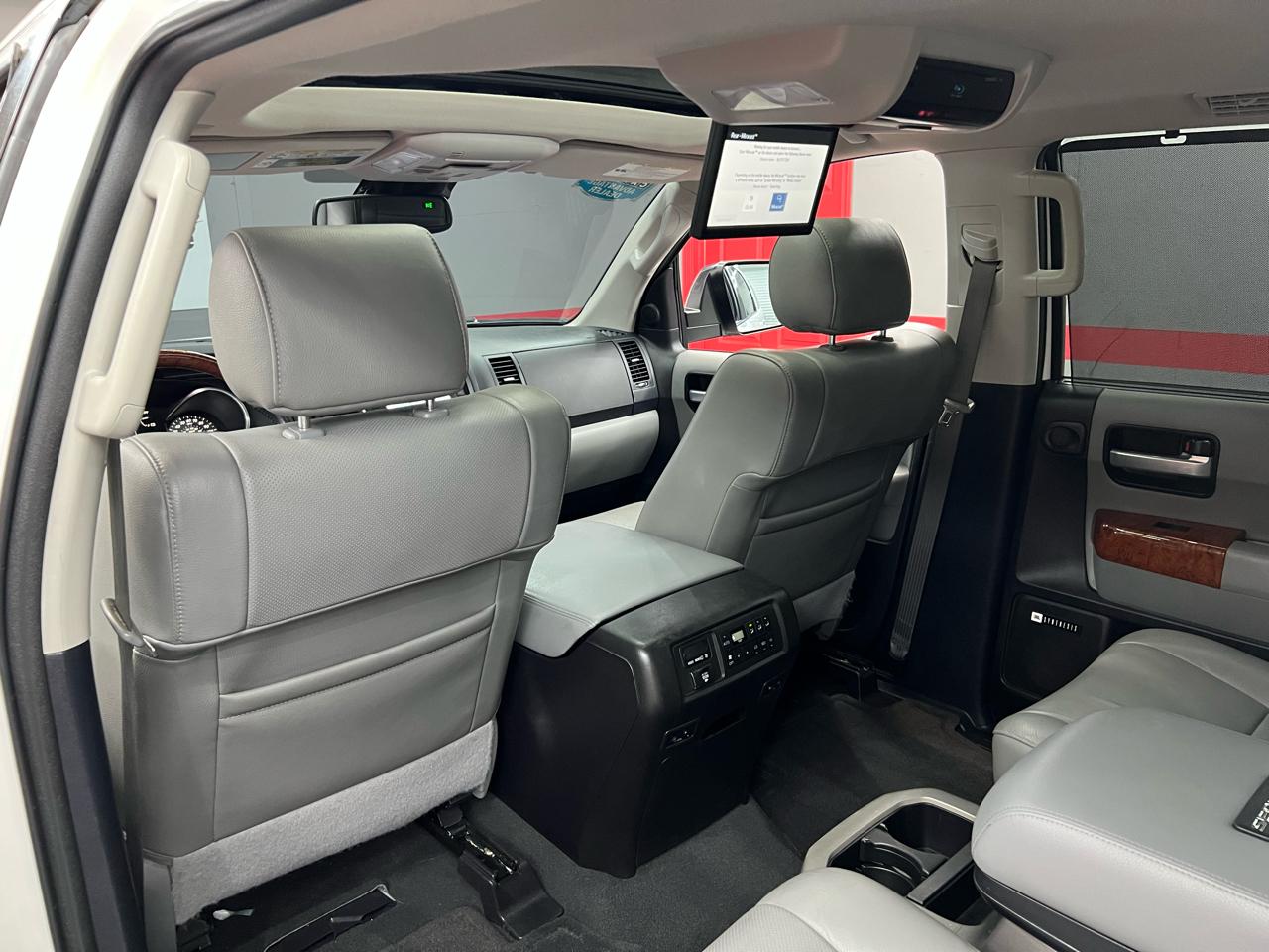 Toyota Sequoia Plantium 2WD 2020