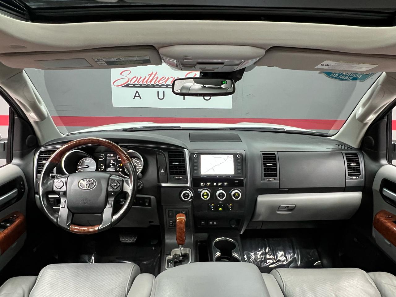 Toyota Sequoia Plantium 2WD 2020