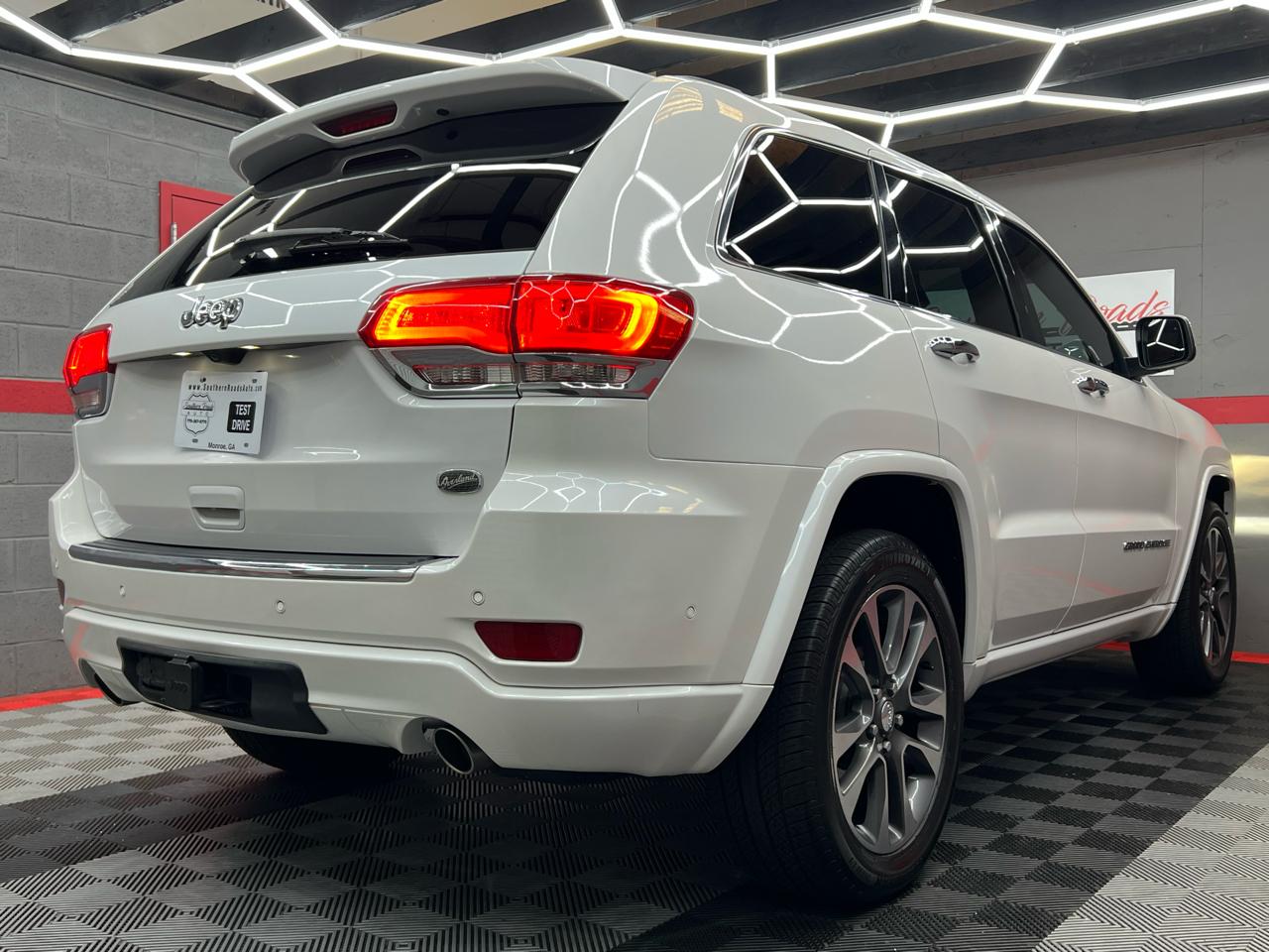 Jeep Grand Cherokee Overland 2WD 2017