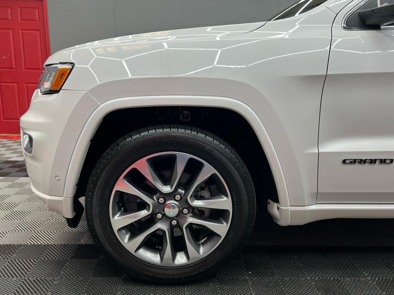 Jeep Grand Cherokee Overland 2WD 2017