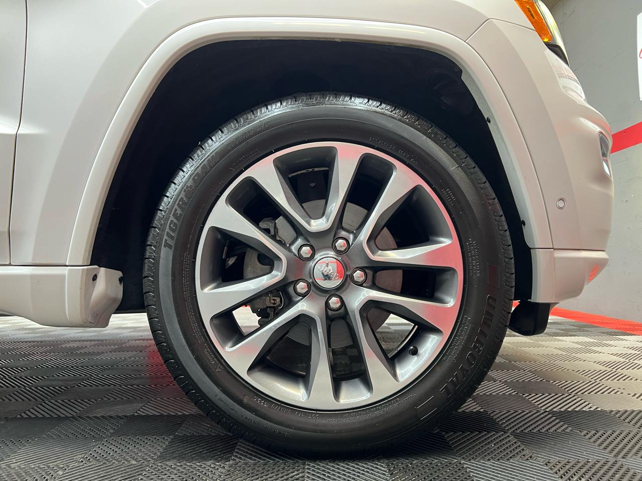 Jeep Grand Cherokee Overland 2WD 2017