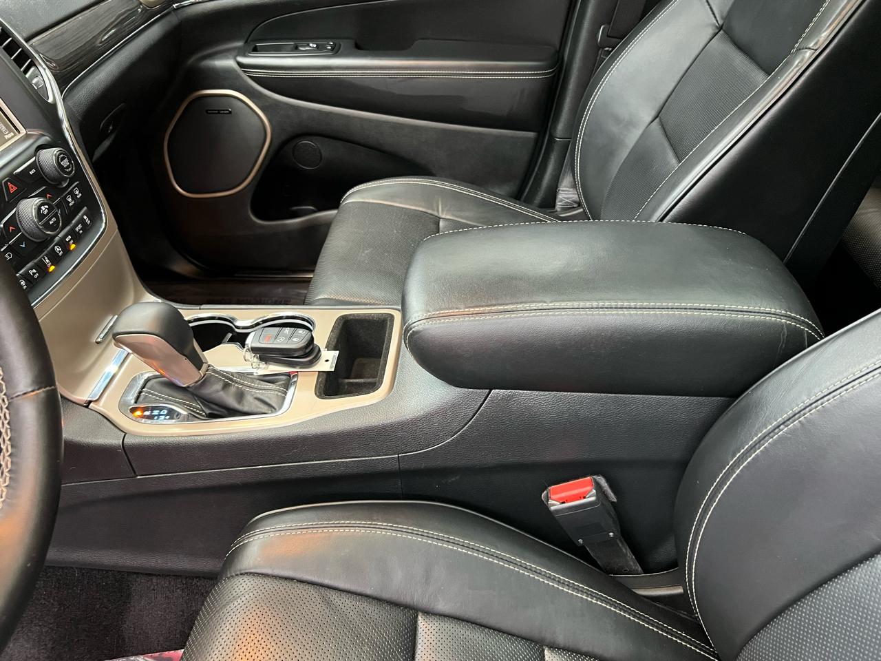 Jeep Grand Cherokee Overland 2WD 2017