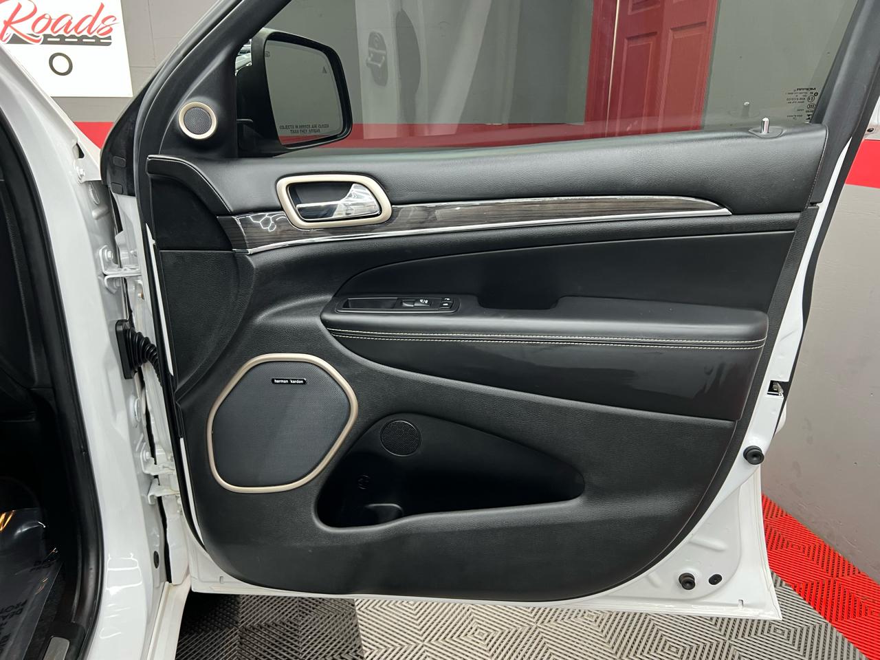 Jeep Grand Cherokee Overland 2WD 2017