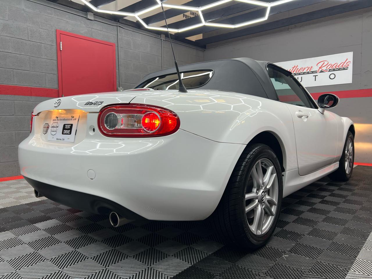 Mazda MX-5 Miata  2014