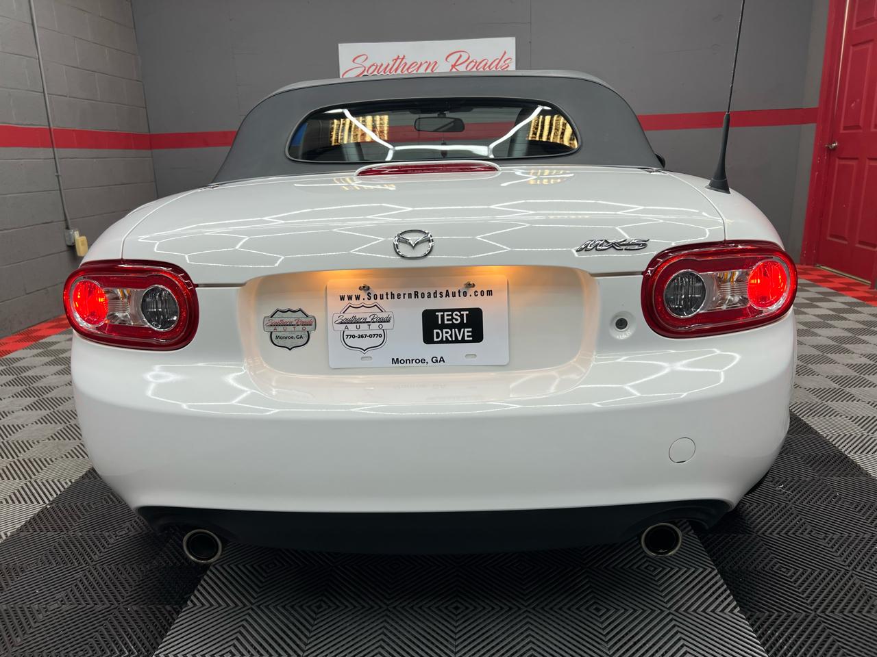 Mazda MX-5 Miata  2014