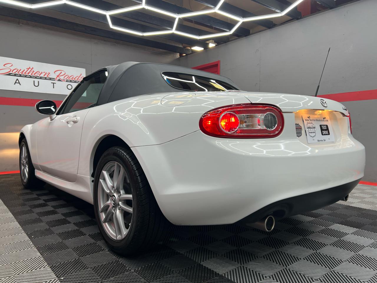 Mazda MX-5 Miata  2014