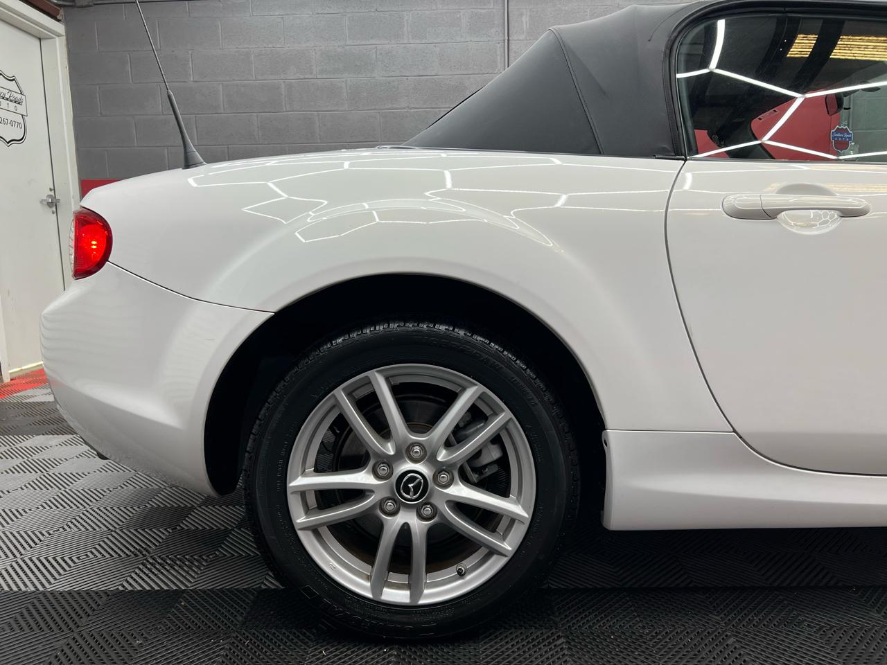 Mazda MX-5 Miata  2014
