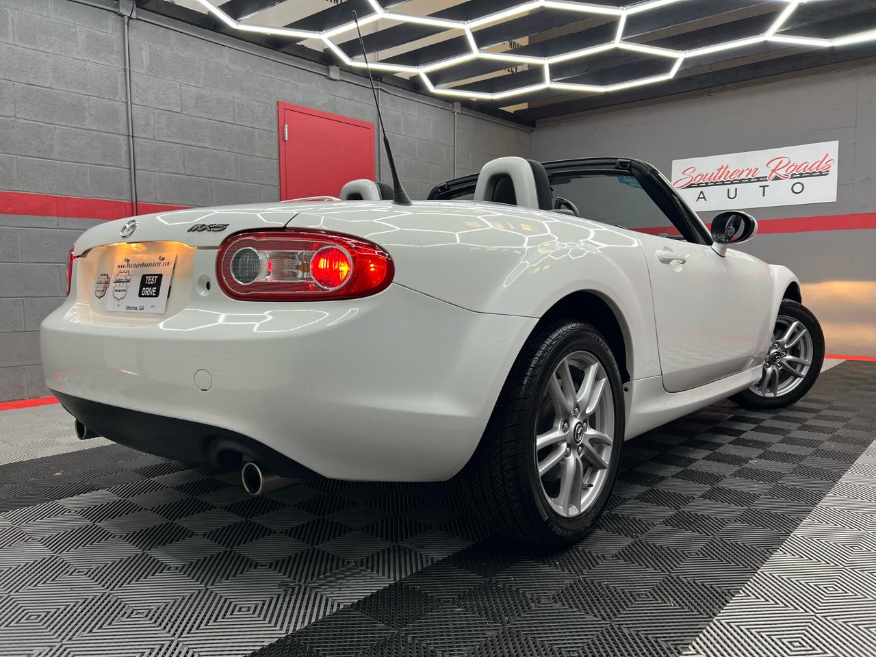 Mazda MX-5 Miata  2014