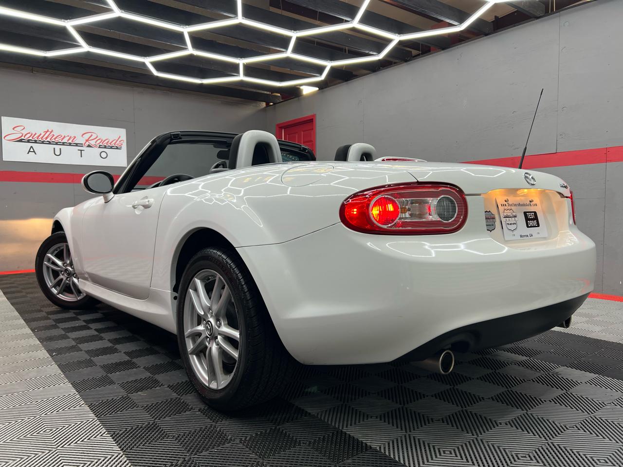 Mazda MX-5 Miata  2014