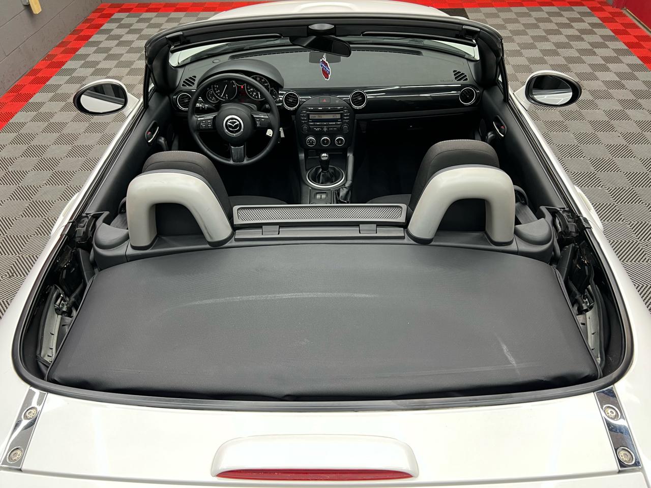 Mazda MX-5 Miata  2014