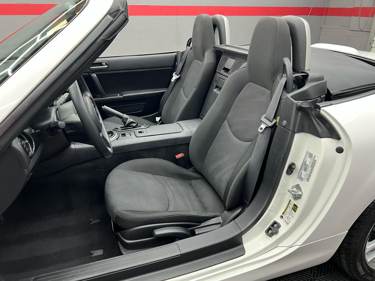 Mazda MX-5 Miata  2014