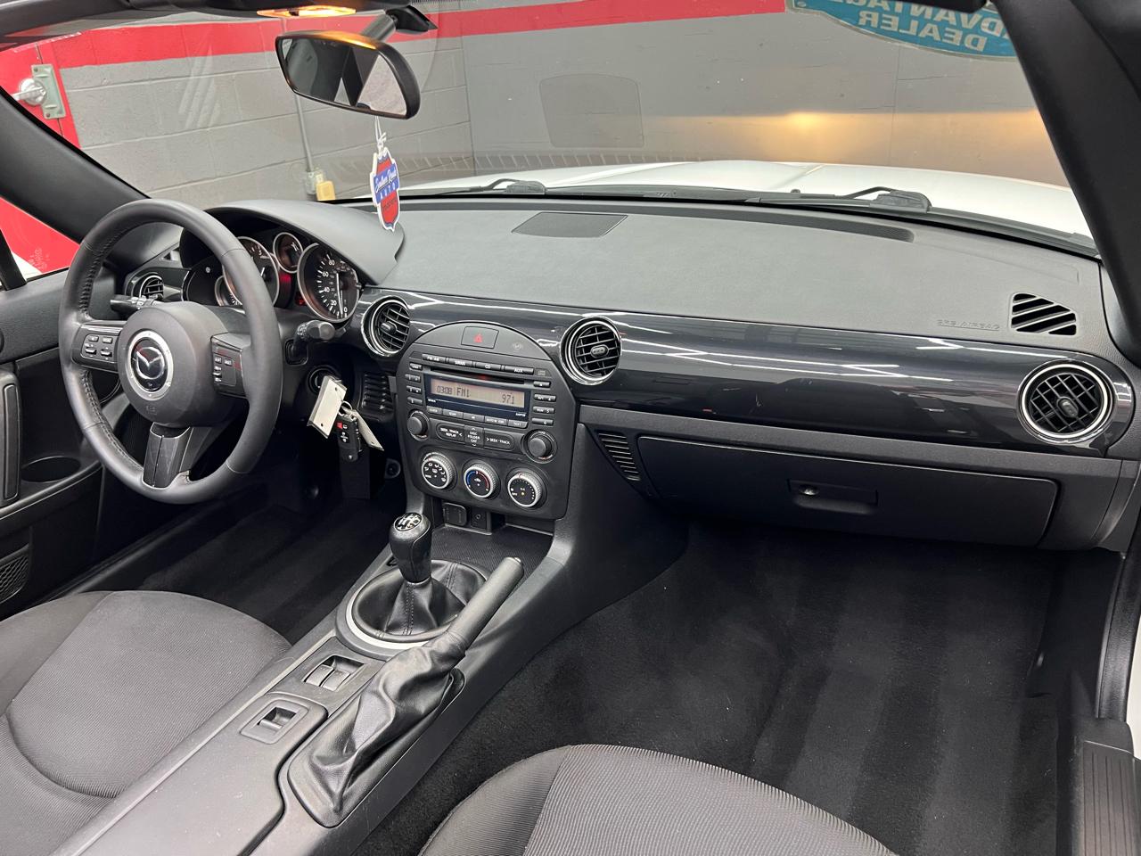 Mazda MX-5 Miata  2014