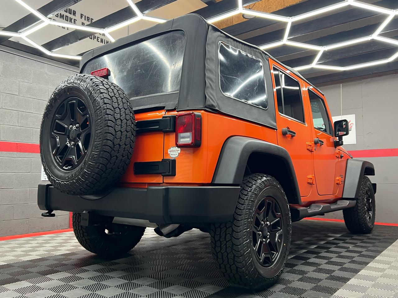 Jeep Wrangler Unlimited Sport 4WD 2015